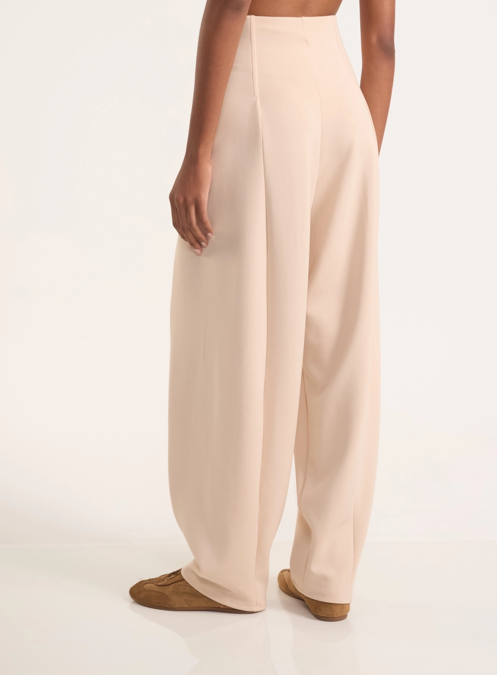 Calça Wide Leg Com Recortes E Cintura Alta Bege