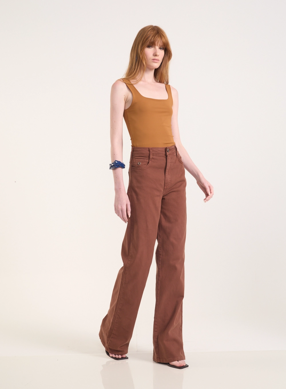 Calça Sarja Wide Leg - Berlim Stretch Marrom