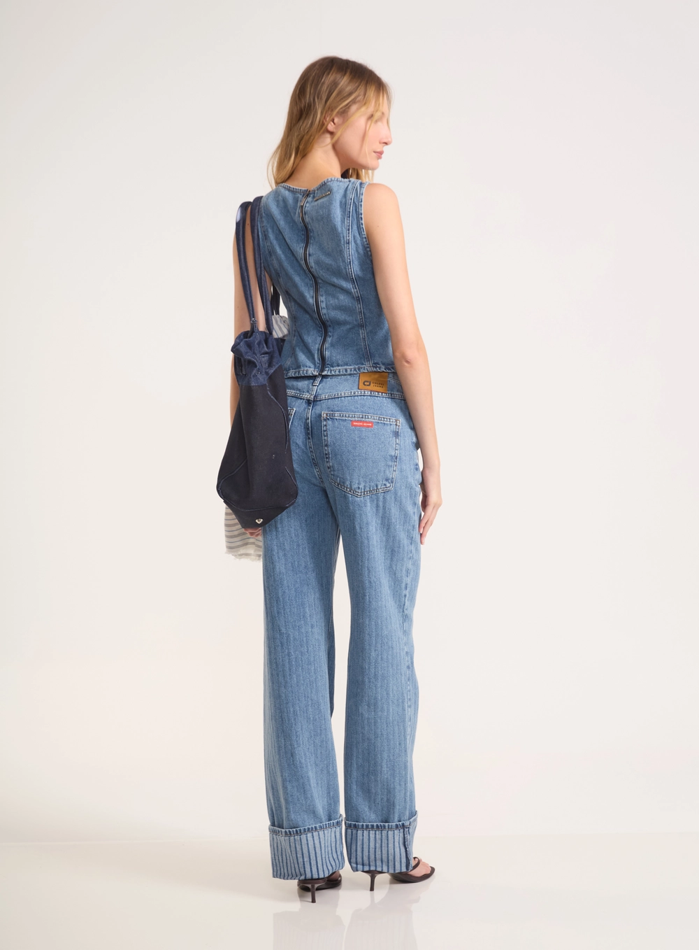 Calça Jeans Barcelona Wide Leg Com Estampa Índigo
