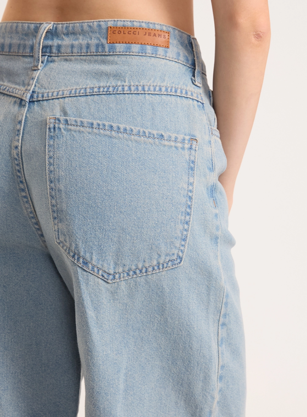 Bermuda Jeans Wide Leg Dubai Com Bolsos Índigo