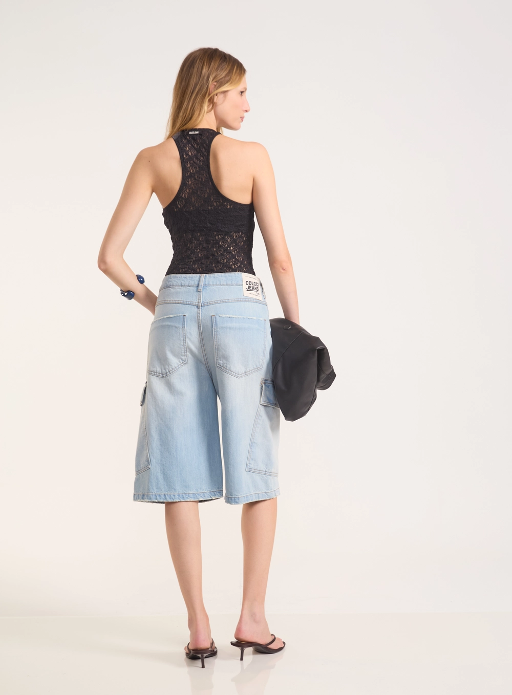 Bermuda Jeans Miami Wide Cargo Índigo