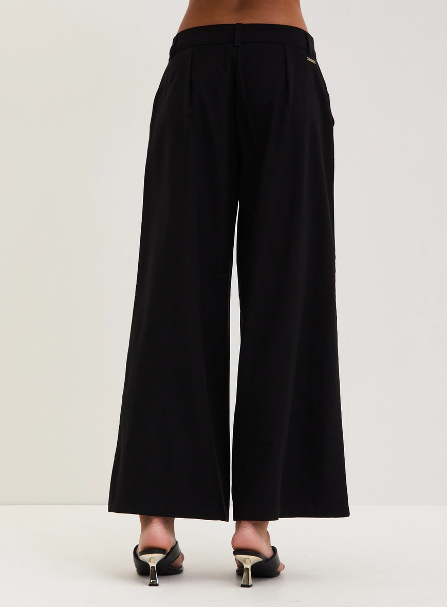 Calça Alfaiataria Feminina - Pantacourt Preto 3