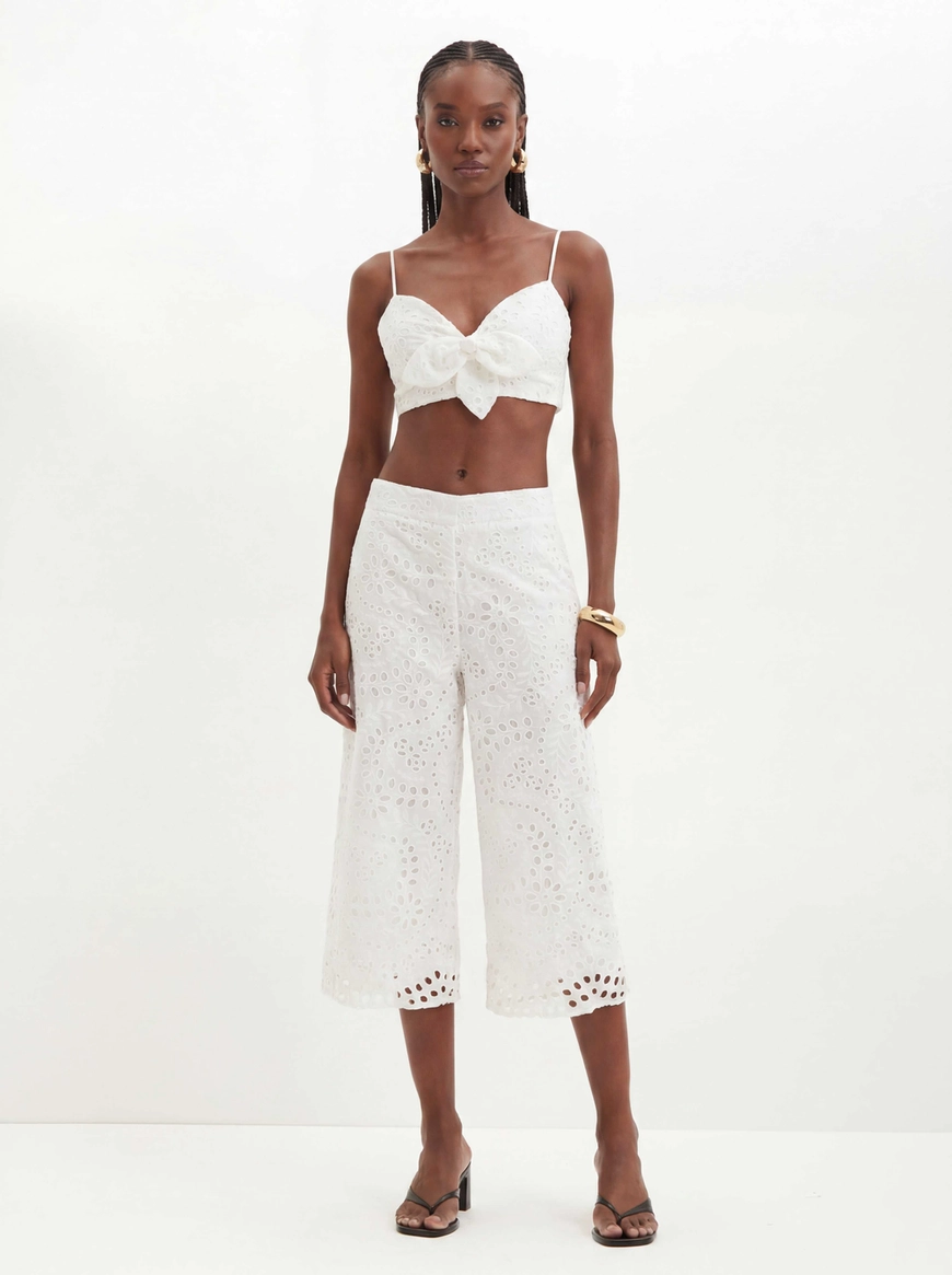 Calça Feminina Com Laise E Bolsos - Pantacourt Off Shell 3