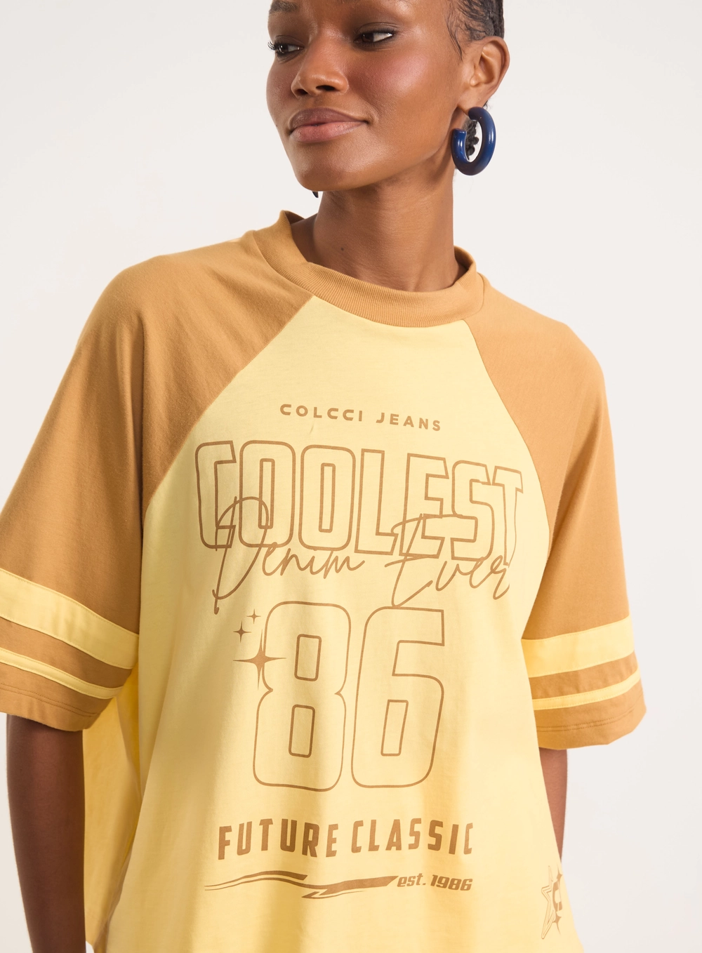 Camiseta Varsity Oversized Bicolor Amarelo