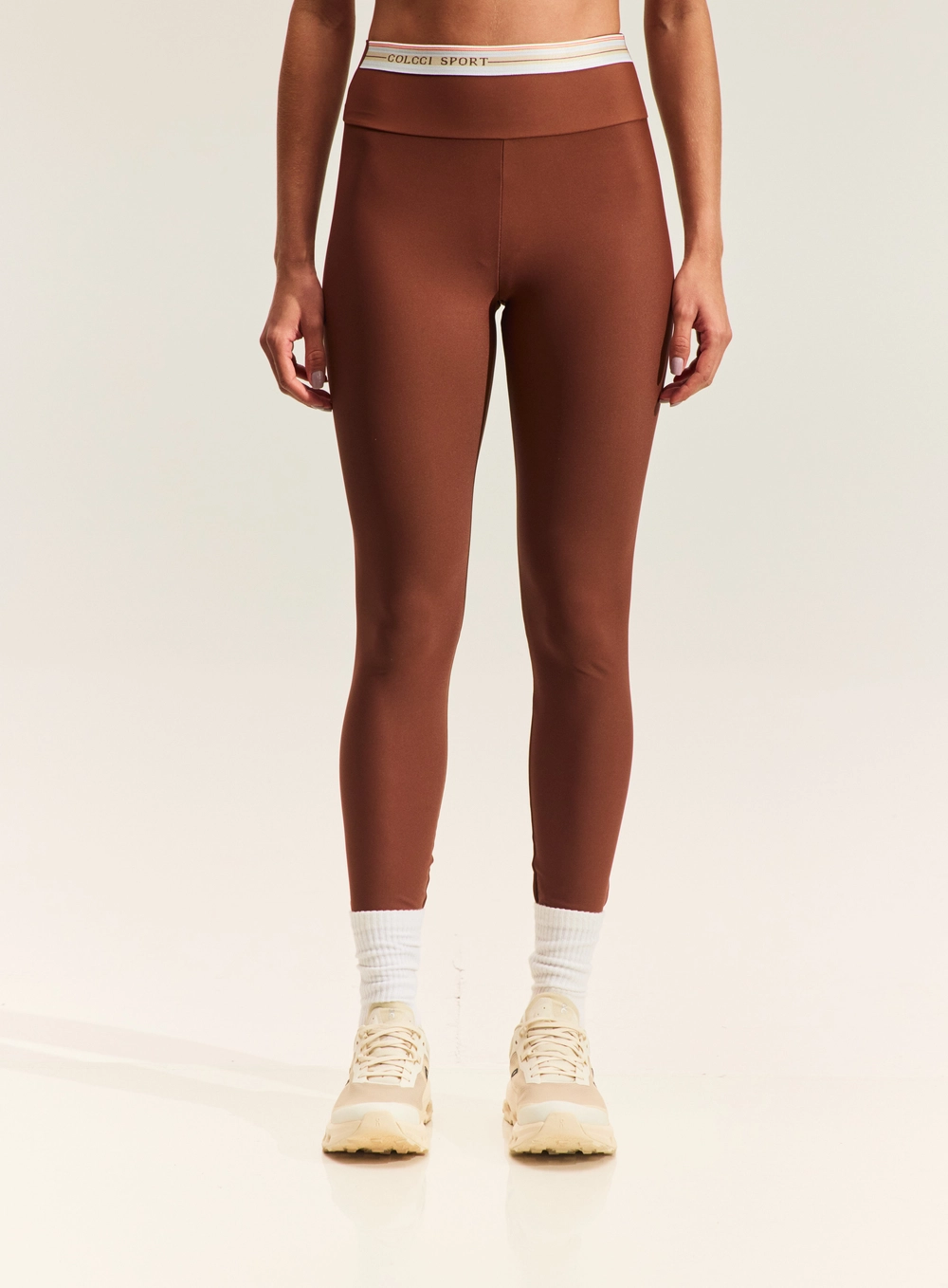Calça Legging Feminina Com Cós Elástico Marrom