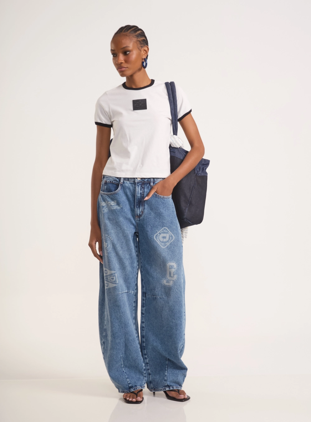 Camiseta Urban Ringer Patch Off Shell