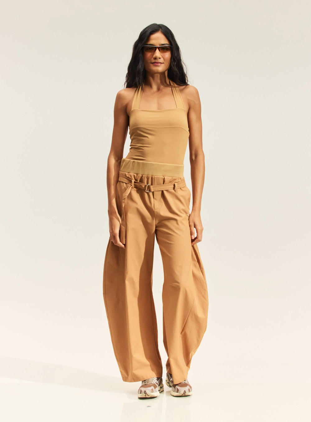 Calça Dublin Pantalona Com Cinto Bege
