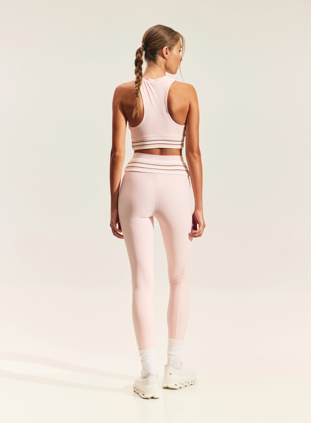 Calça Legging Justa Com Bolsos E Cós Elástico Rosa
