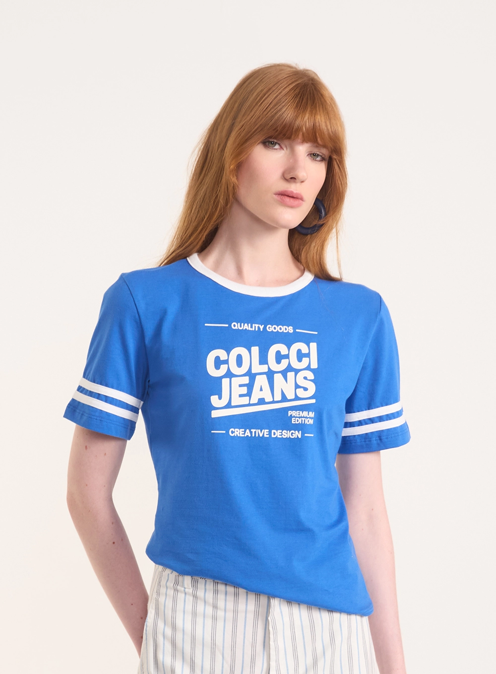 Camiseta Regular Com Estampa E Listras Azul