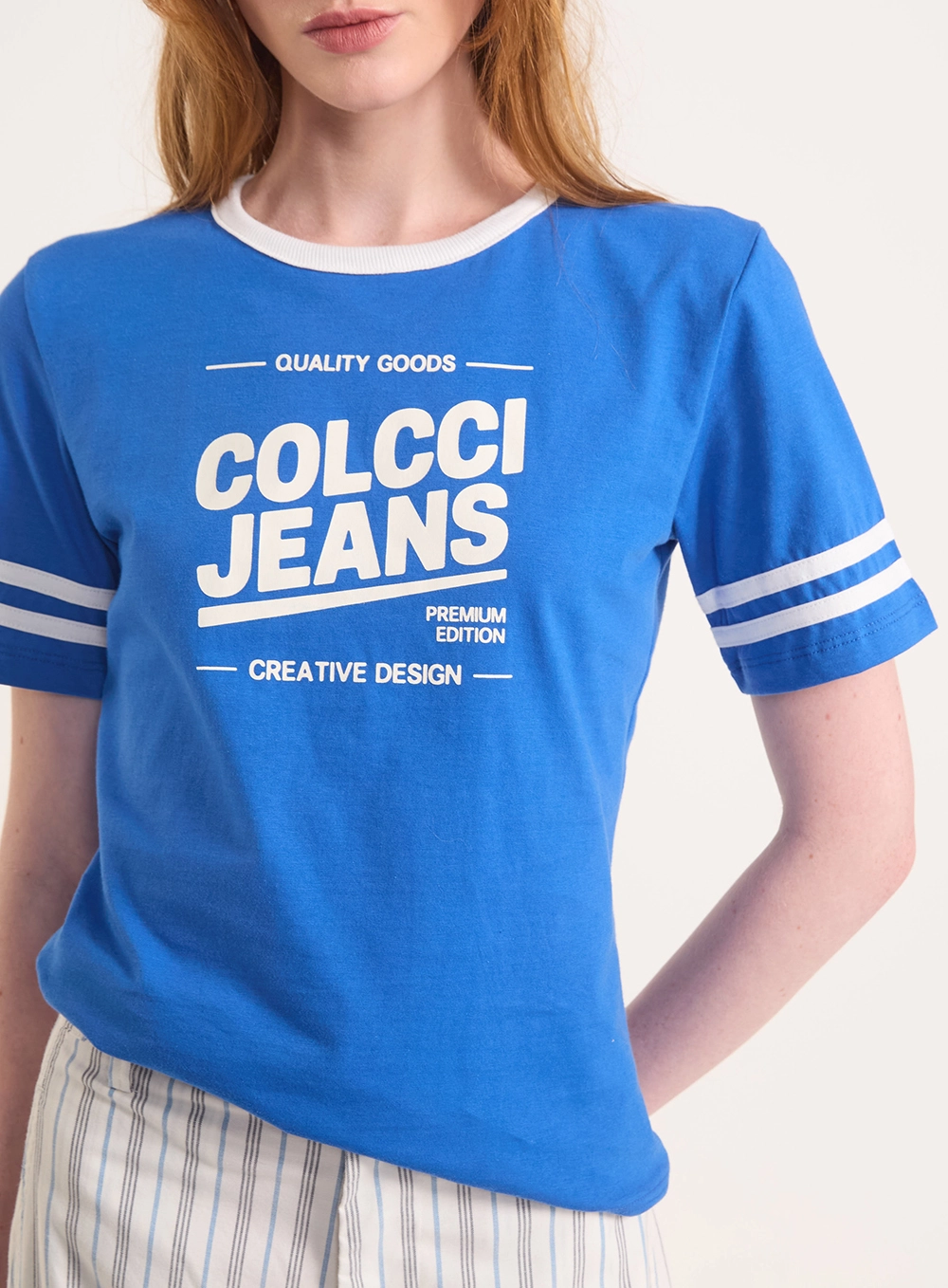 Camiseta Regular Com Estampa E Listras Azul