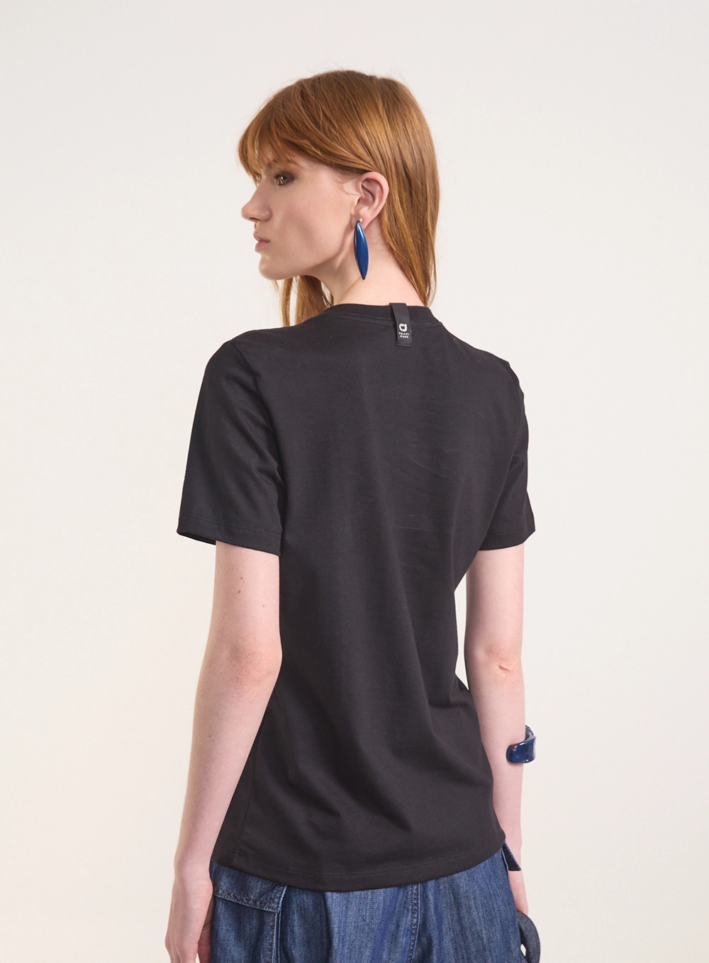 Camiseta Regular Com Estampa De Gato Preto