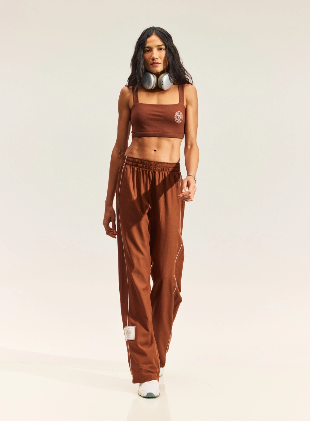 Top Feminino Com Decote Quadrado Marrom