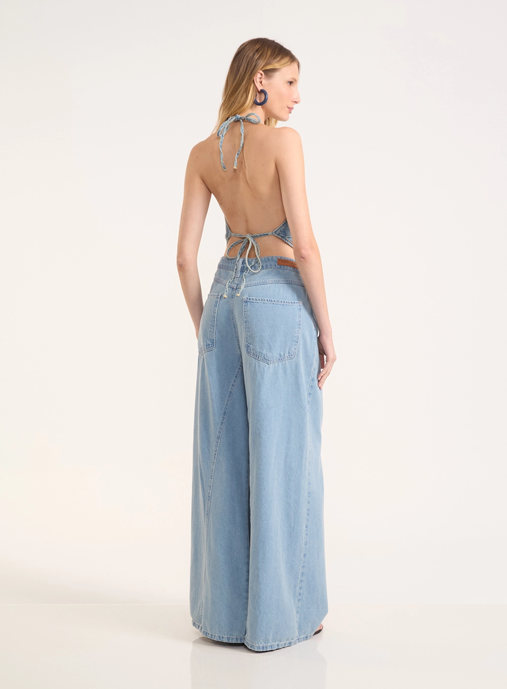 Blusa Jeans Justa Frente Única Com Barra Em Bico Índigo