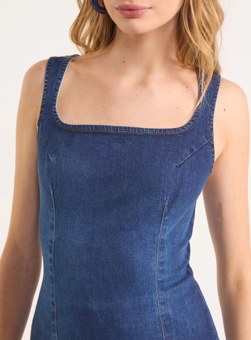 Blusa Jeans Slim Com Alças Índigo