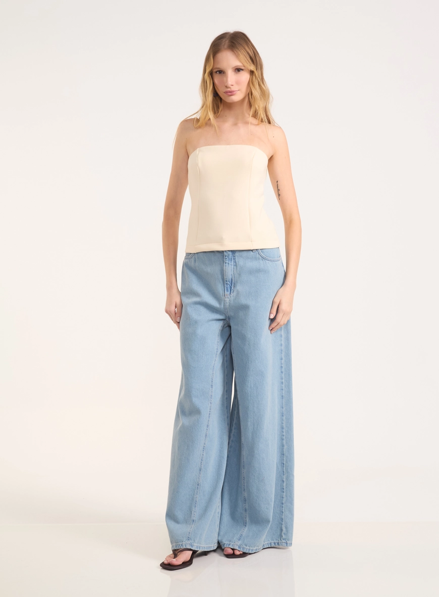 Blusa Tomara Que Caia Justa Com Recortes