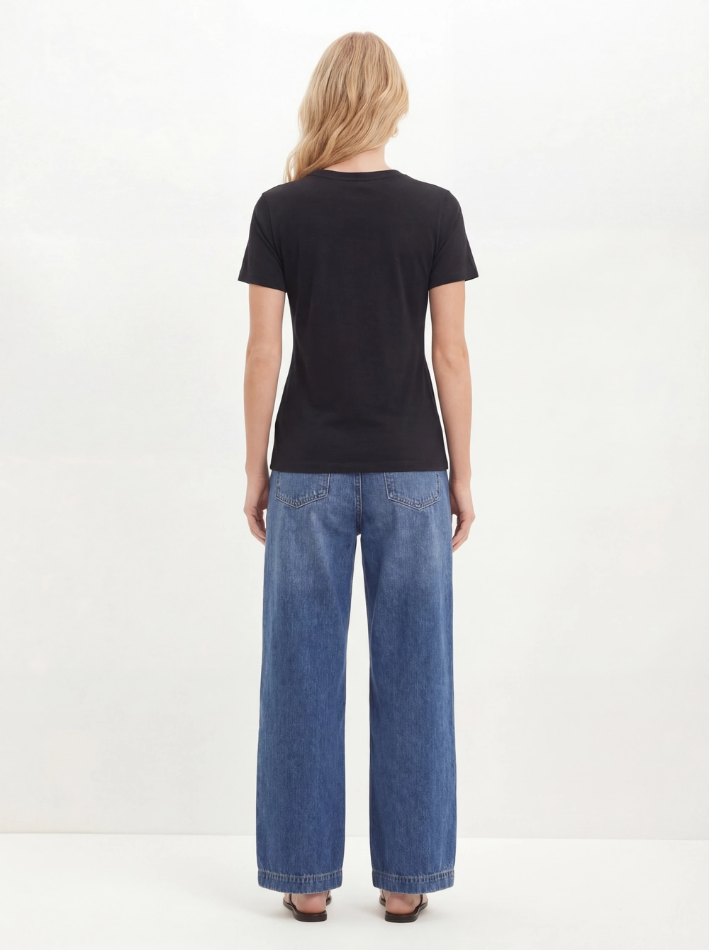 Camiseta Feminina Comfort Básica Preto 4