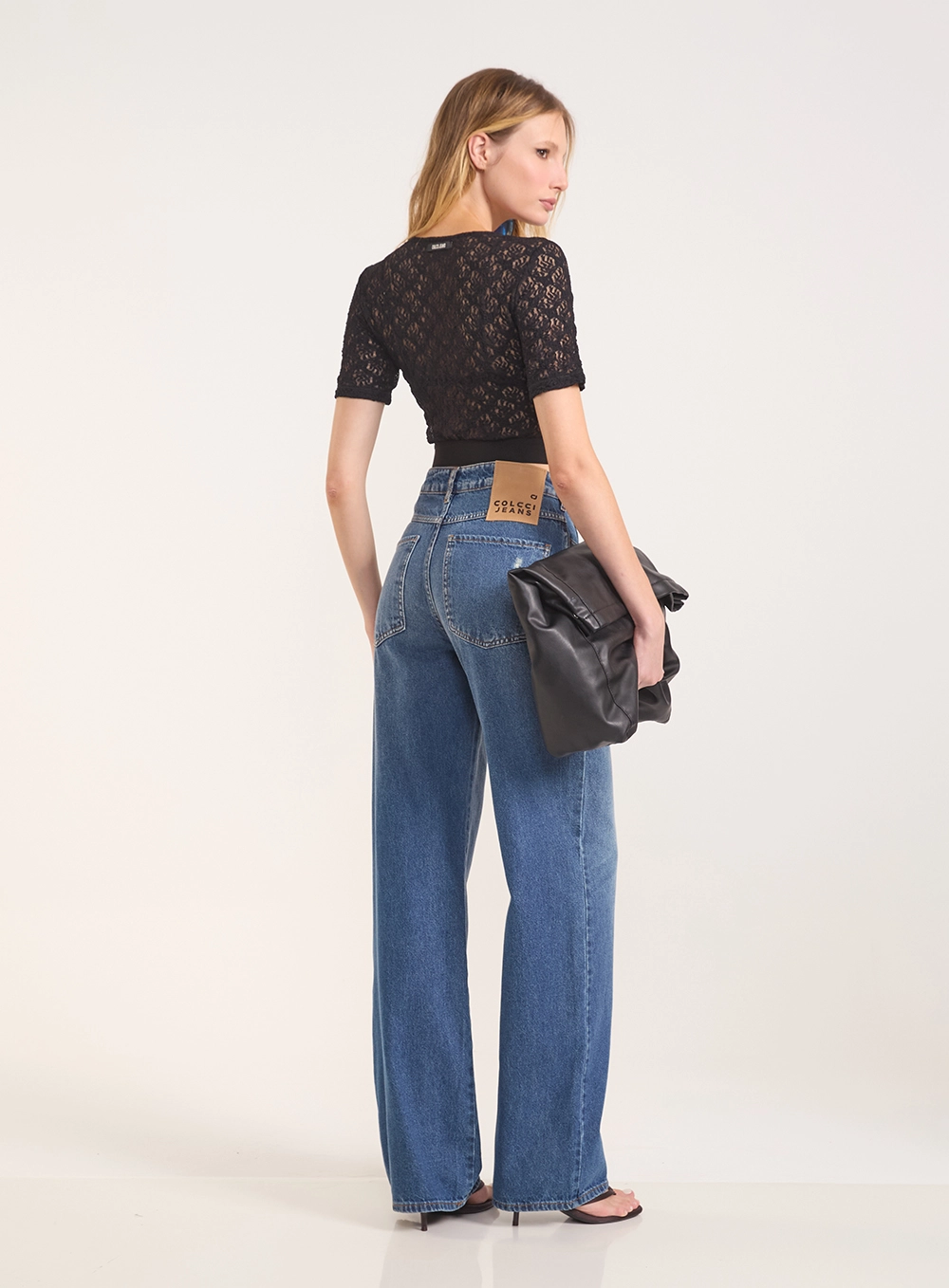 Blusa Lace Crop Com Cós Elástico Preto