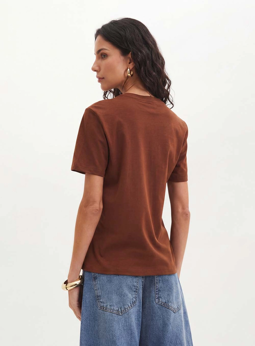 Camiseta Feminina Com Ilustração - Comfort Marrom 2