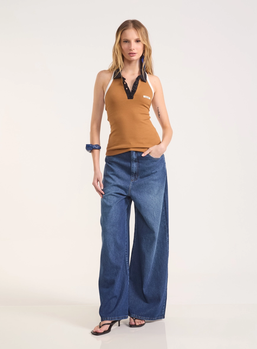 Blusa Canelada Frente Única Com Gola