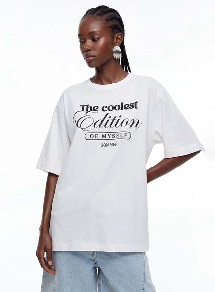 Camiseta Feminina Com Lettering - Loose