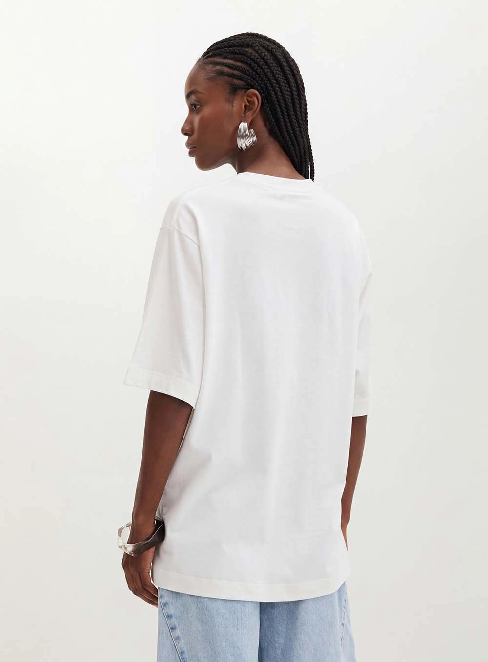 Camiseta Feminina Com Lettering - Loose Off Shell 2