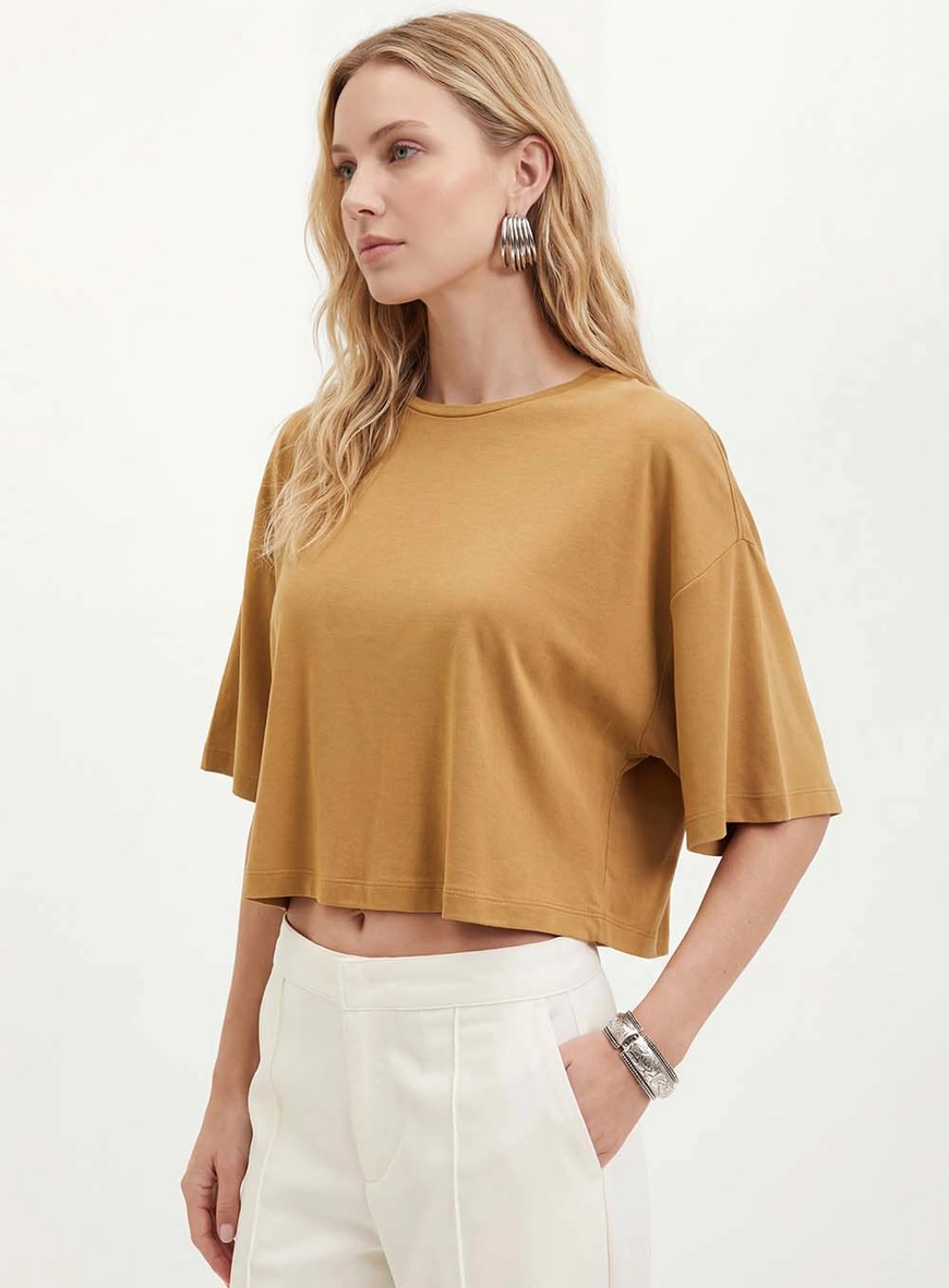 Blusa Feminina Com Manga Ampla Bege 4