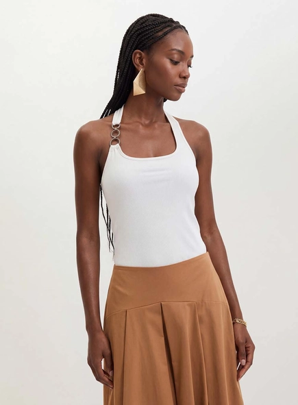 Blusa Feminina Com Argolas - Assimétrica