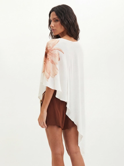 Blusa Feminina Estampada Com Barra Assimétrica