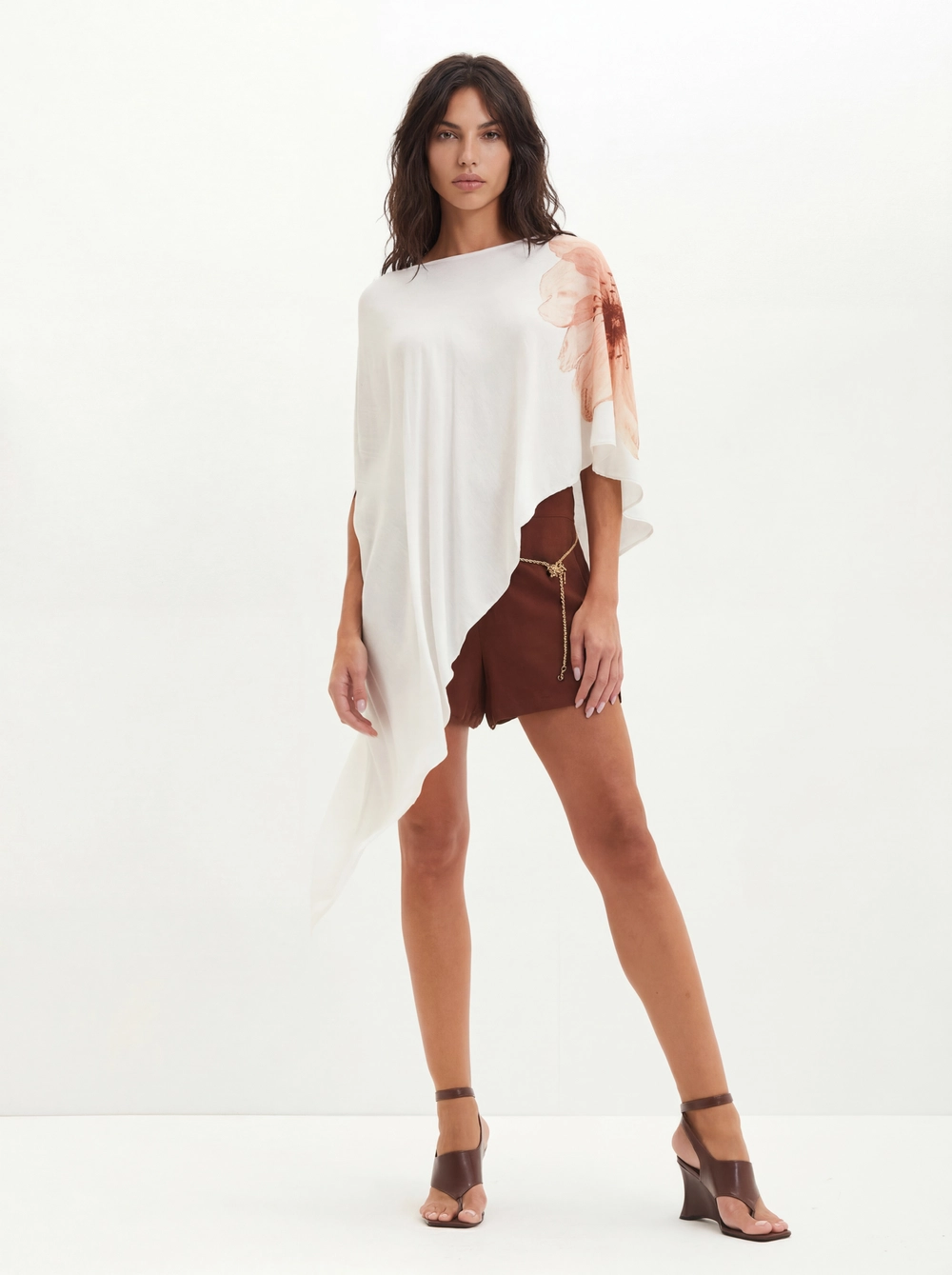 Blusa Feminina Estampada Com Barra Assimétrica Estampados 3