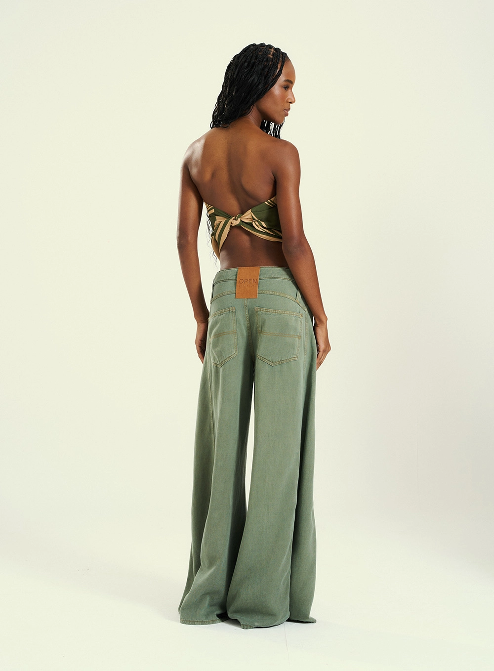 Calça Feminina Wide Leg Com Bolsos E Passantes Verde 3