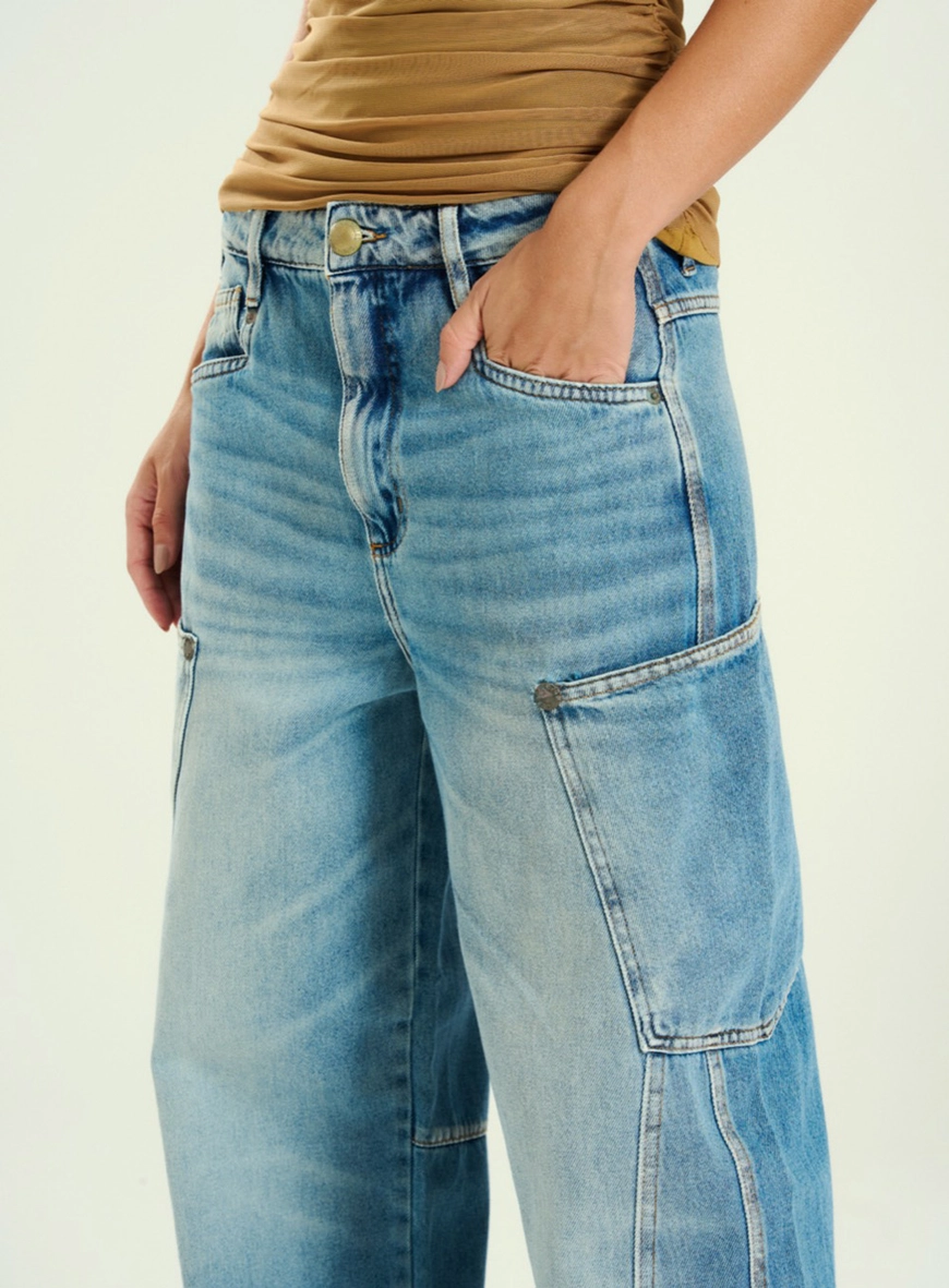 Calça Feminina Jeans Com Recortes Índigo 3