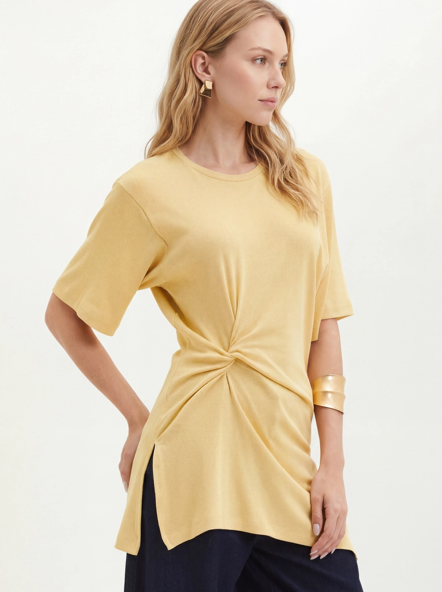 Blusa Feminina Com Torção Lateral - Assimétrica AMARELO 4