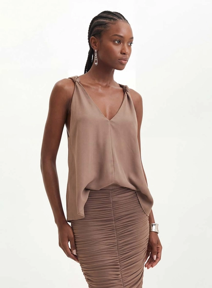 Blusa Feminina Com Nó Nas Costas