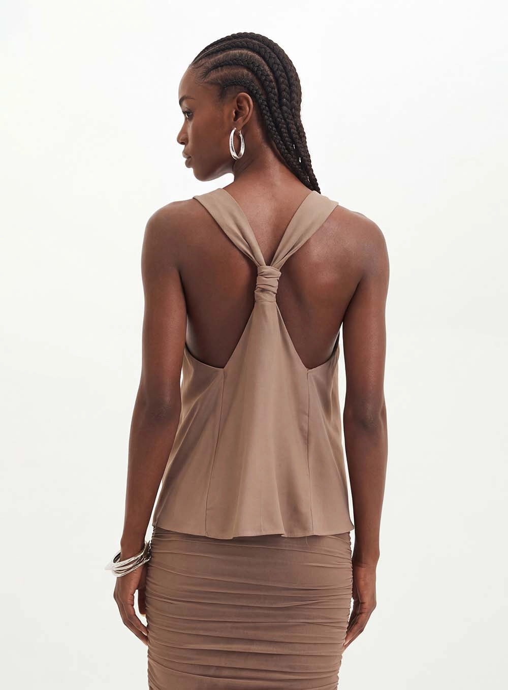 Blusa Feminina Com Nó Nas Costas Marrom 2