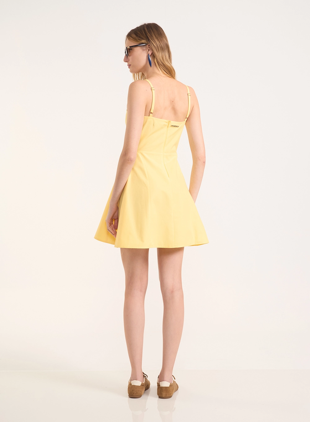 Vestido Curto Com Alças Finas E Busto Estruturado Amarelo