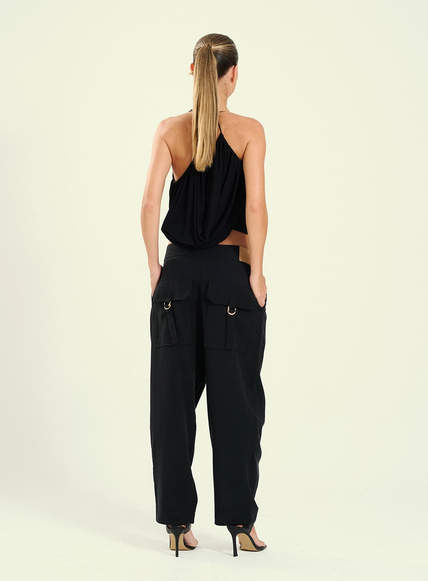 Calça Feminina Pantalona Monumental Com Bolsos Preto 2