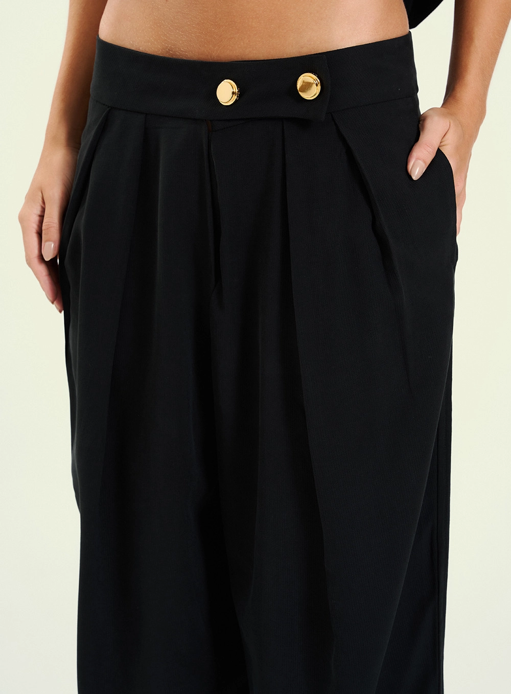 Calça Feminina Pantalona Monumental Com Bolsos Preto 3