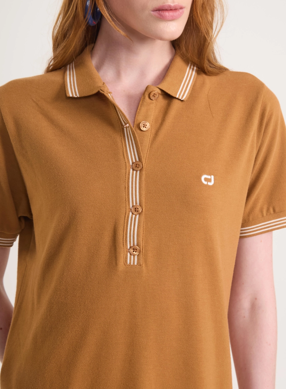 Vestido Polo Curto Slim Marrom Evermore