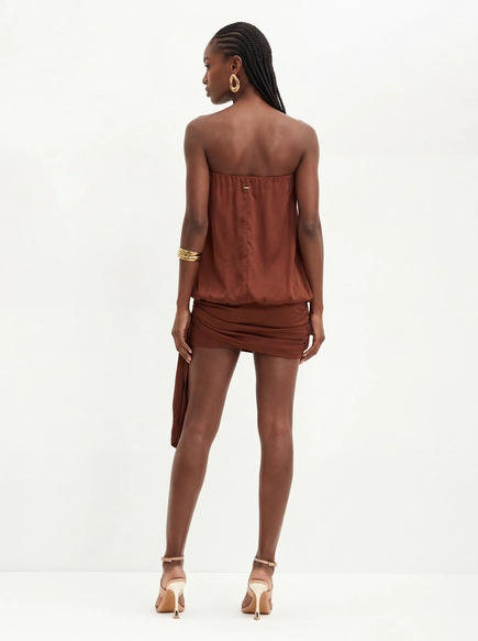 Vestido Curto Com Drapeado Lateral - Balonê