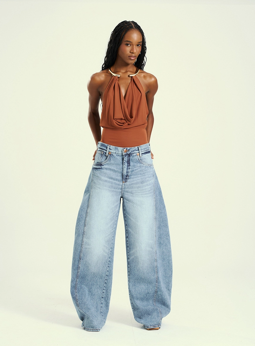 Calça Feminina Jeans Monumental Com Silhueta Índigo 5