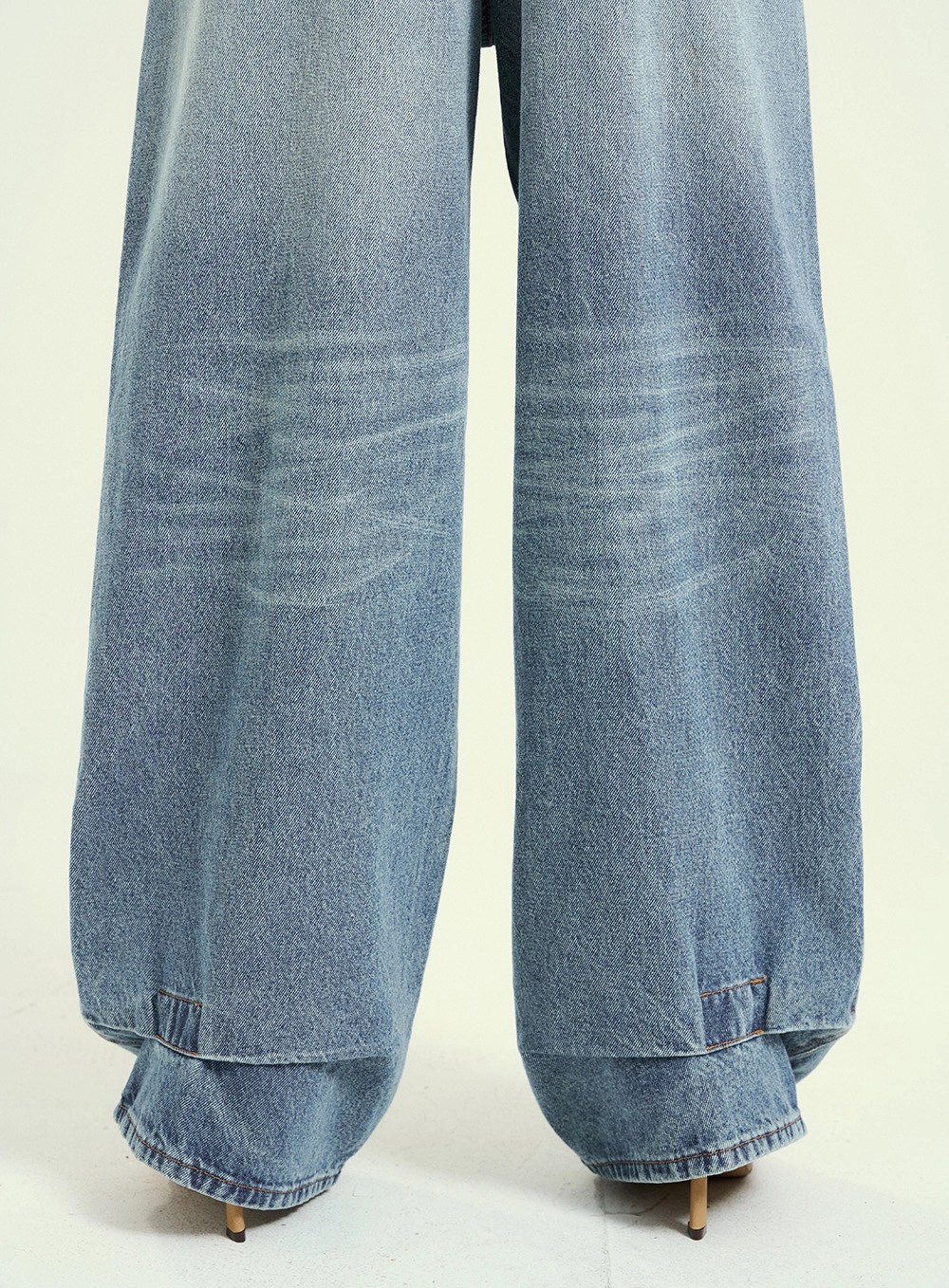 Calça Feminina Jeans Barrel Com Pespontos Índigo 5