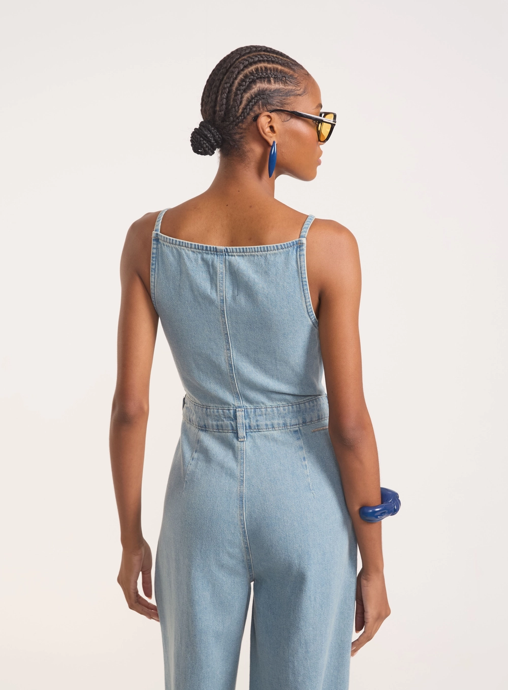 Macacão Jeans Wide Leg Com Botões E Alças Finas Índigo