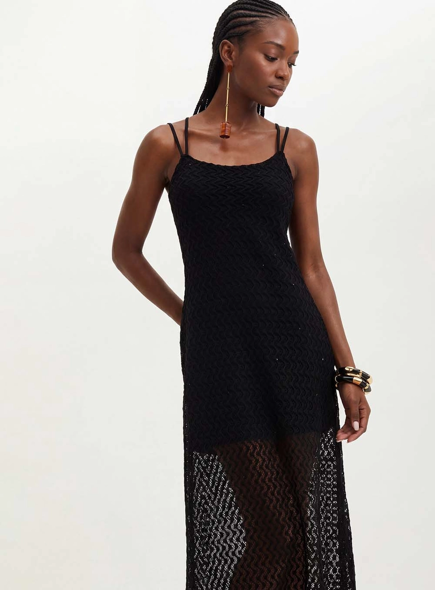 Vestido Feminino Com Comprimento Em Renda - Evasê Preto 4