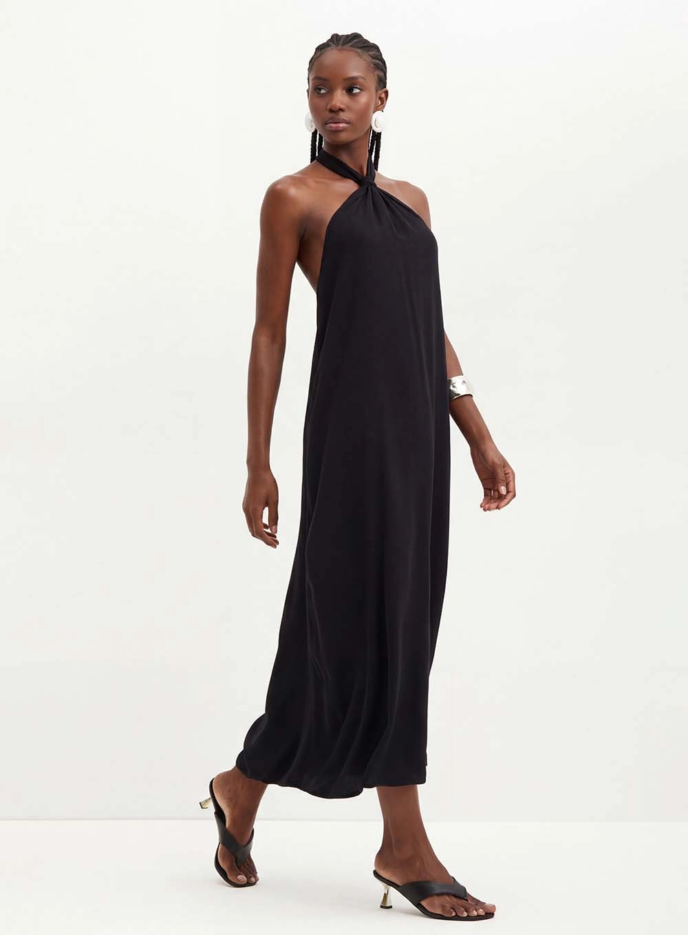 Vestido Feminino Com Costas Abertas - Evasê Preto 3