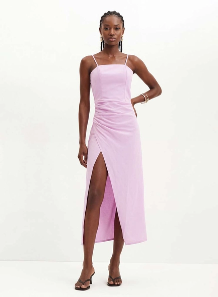 Vestido Feminino Com Fenda - Evasê