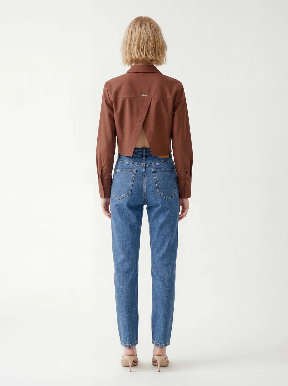 Camisa Feminina Comfort - Alfaiataria Marrom 2