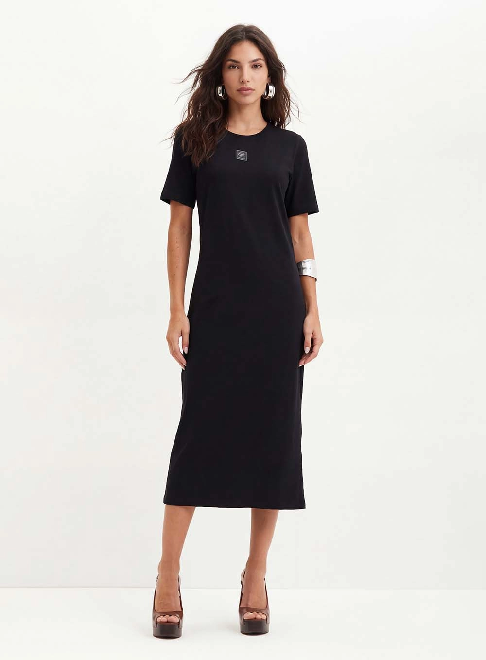 Vestido Midi Com Aplicação Frontal - Comfort Preto 3