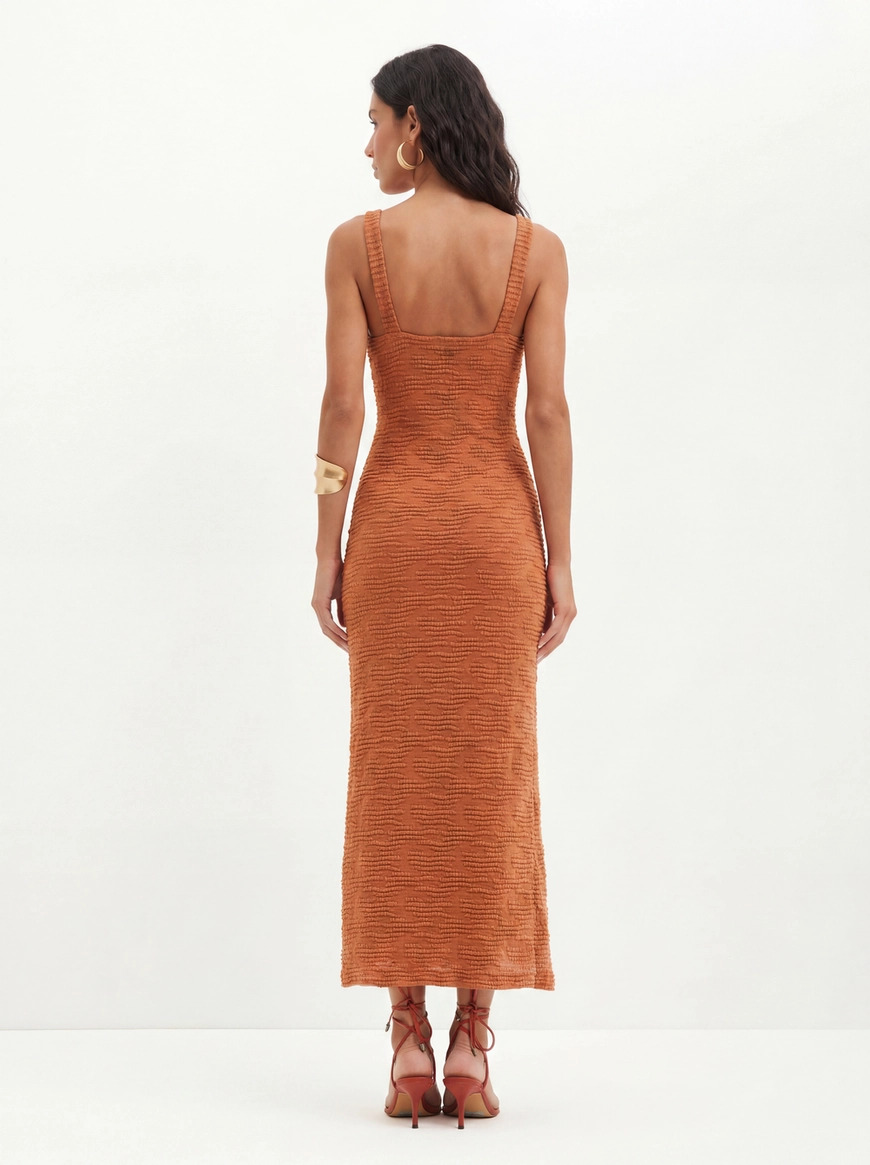Vestido Texturizado Com Decote Transpassado - Slim Marrom 2