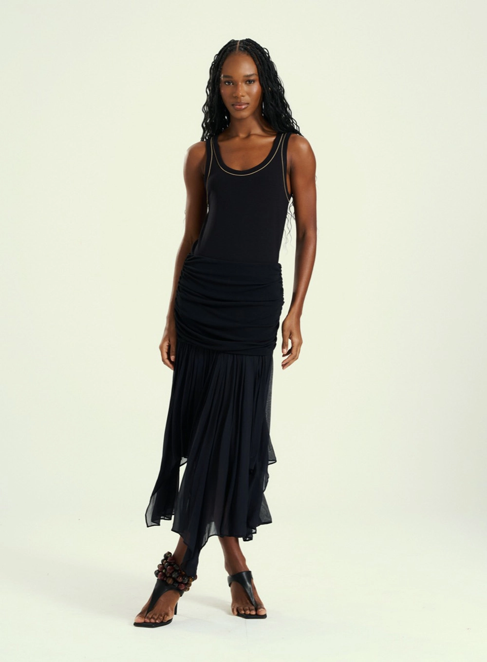 Saia Midi Longa Com Quadril Drapeado Preto 1