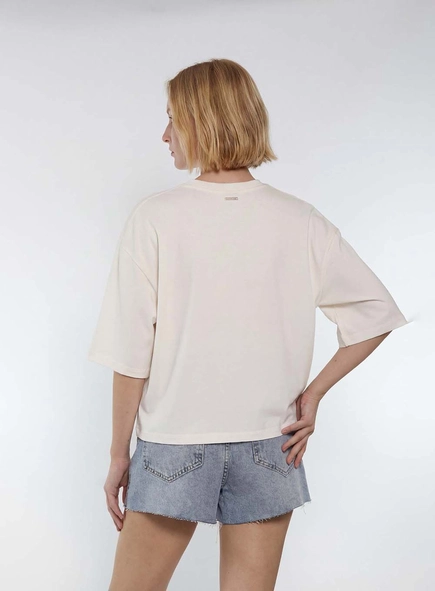 Camiseta Feminina Box Over Estampada